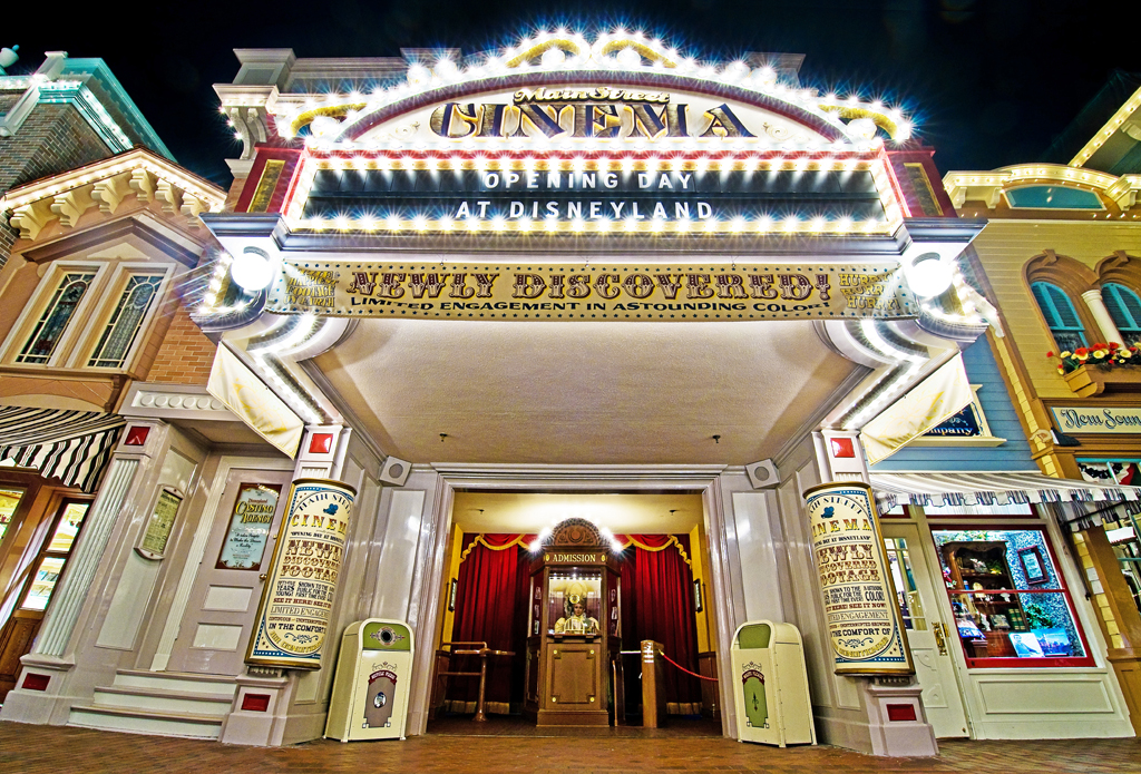 disneyland, Top Ten Ways To Enjoy An Evening In Disneyland