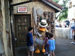 character dining at disney world, Your Guide to Surviving Character Dining at Disney World