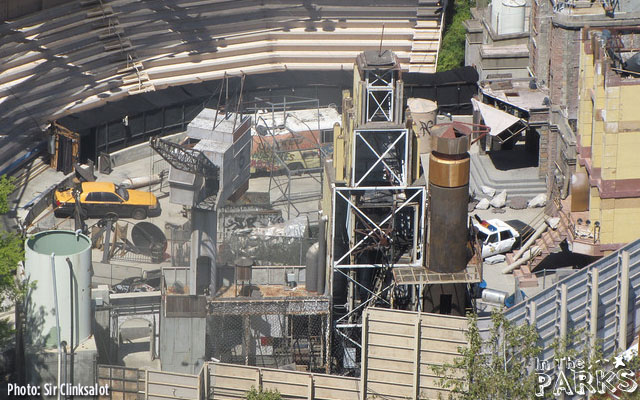 Fright Fest, Six Flags Magic Mountain gets ready for Fright Fest, prepares to head Full Throttle into 2013!