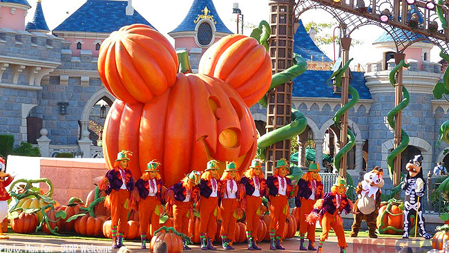 p1150441 disneyland paris halloween, Disneyland Paris Halloween, Fantasyland, Frontierland