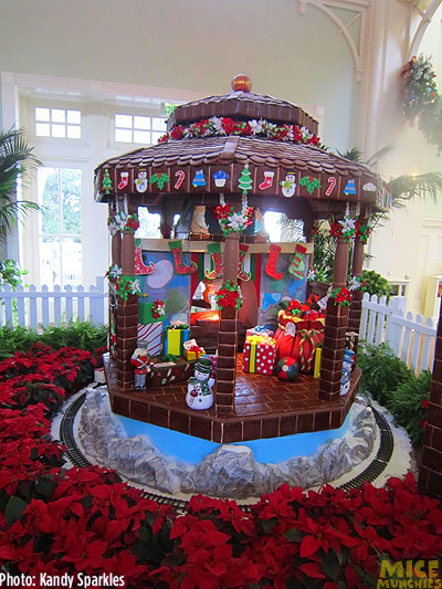 11.24.12-027 Walt Disney World, Gingerbread House at Walt Disney World Boardwalk Resort
