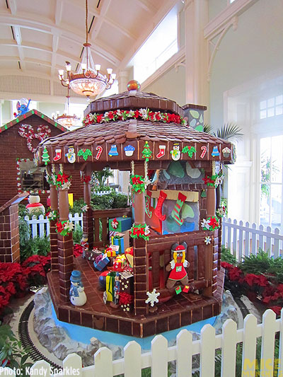 11.24.12-032 Walt Disney World, Gingerbread House at Walt Disney World Boardwalk Resort