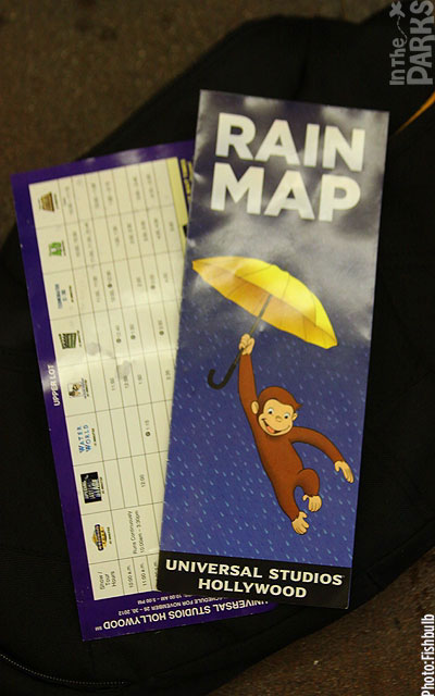 universal studios hollywood, Universal Studios Hollywood – The Show Must Go On – Rain or Shine