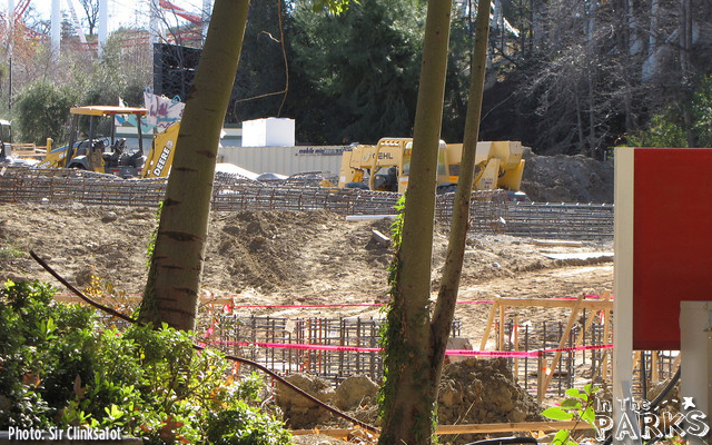 Magic Mountain, Full Throttle track appears at Magic Mountain, new Dining Plan, More