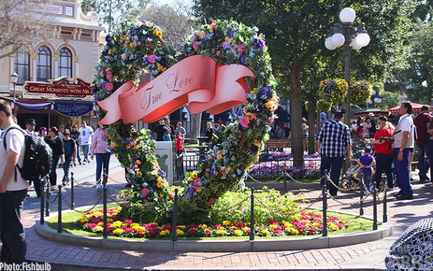 Disneyland, In The Parks: Love in the Air, Refurbs on the Ground