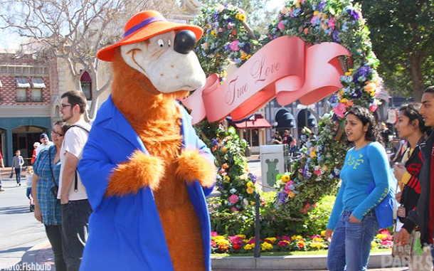 Disneyland, In The Parks: Love in the Air, Refurbs on the Ground