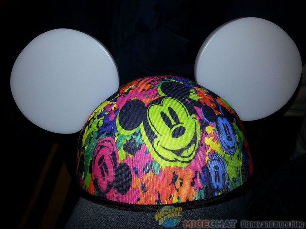 20130213 Disneyland Paris, Disneyland Paris Previews Chapeau Magique Lumineaux: Glow with the Show Comes to Paris
