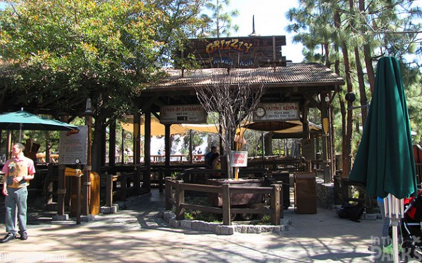 IMG_0384 disneyland, In The Parks: Disneyland Opens Fantasy Faire Village