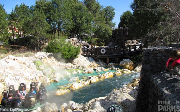 IMG_0387 disneyland, In The Parks: Disneyland Opens Fantasy Faire Village
