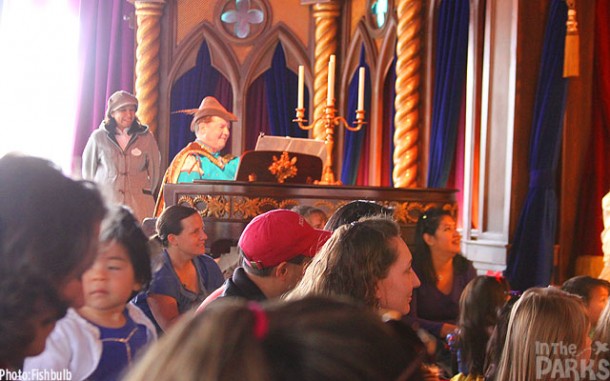IMG_1908 disneyland, In The Parks: Disneyland Opens Fantasy Faire Village
