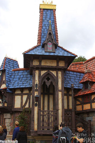 disneyland, In The Parks: Disneyland Opens Fantasy Faire Village