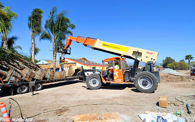 seaworld san diego, SeaWorld San Diego is Construction Central