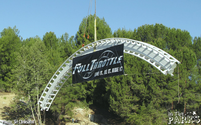 six flags magic mountain, Worlds Tallest Vertical Loop Completed at Six Flags Magic Mountain