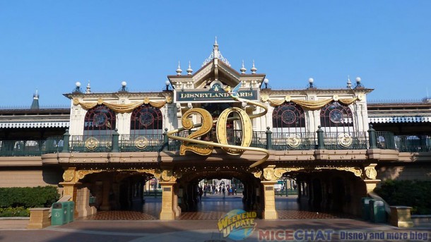 Disneyland Paris, Cold weather has a chilling effect on Disneyland Paris attendance