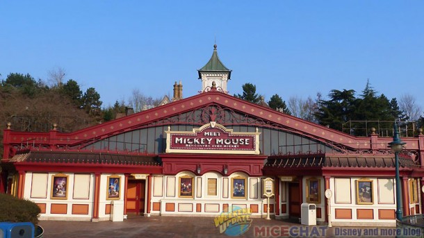 Disneyland Paris, Cold weather has a chilling effect on Disneyland Paris attendance