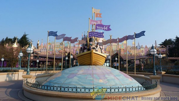 Disneyland Paris, Cold weather has a chilling effect on Disneyland Paris attendance
