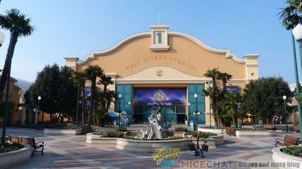 Disneyland Paris, Cold weather has a chilling effect on Disneyland Paris attendance