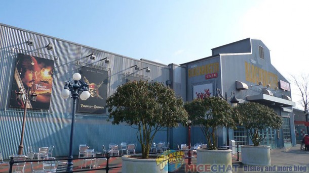 Disneyland Paris, Cold weather has a chilling effect on Disneyland Paris attendance