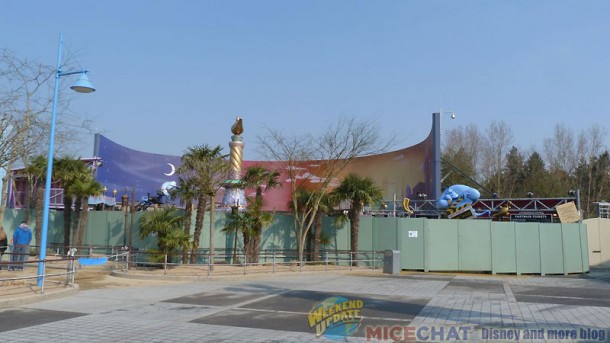 Disneyland Paris, Cold weather has a chilling effect on Disneyland Paris attendance