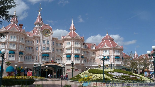 Disneyland Paris, Long Winter Comes to an End, Trees Bloom at Disneyland Paris
