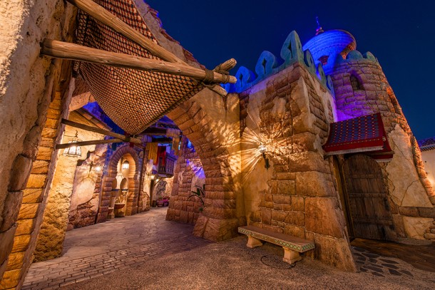 arabian-coast-night-corridor copy