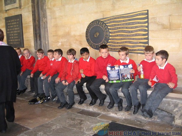 School boys at Westminster Abbey