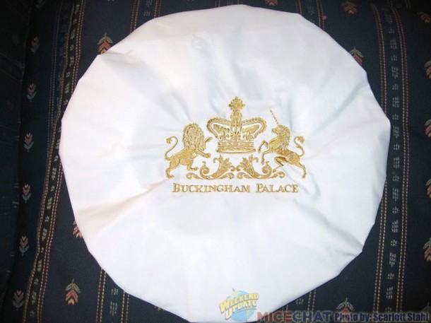 Buckingham Palace shower cap