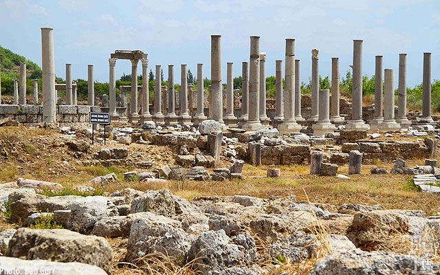 4th century Perga was a popular sea coast city