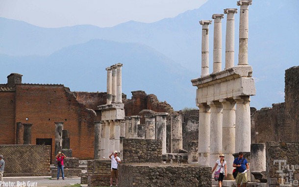 These columns must have created a dramatic city center at the Forum.