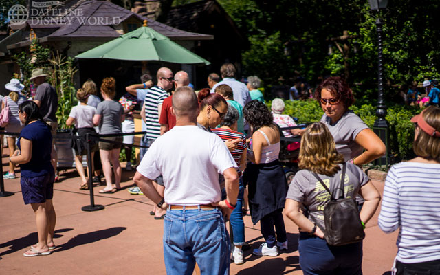 Big lines for the Canada Food and Wine booth.
