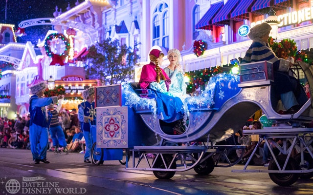 Frozen has a heavy presence in this year's parade, which lines up with the ABC parade that airs on Christmas day being rebranded as Frozen as well.