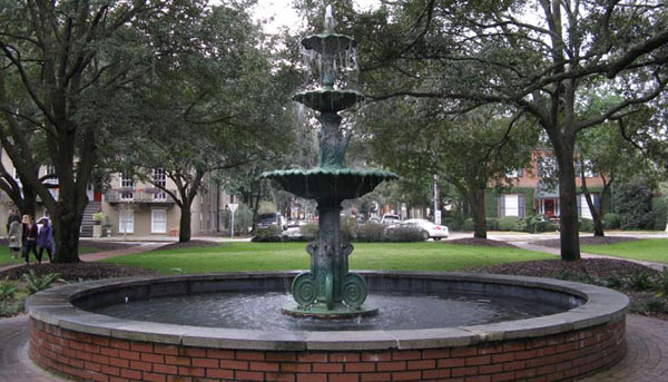 Image via BridgeAndTunnelClub.Com The fountain outside of the Hamilton-Turner House 