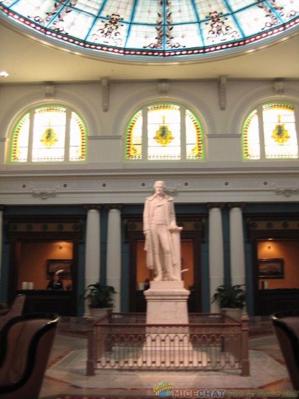 Thomas Jefferson statue in Jefferson Hotel Lobby