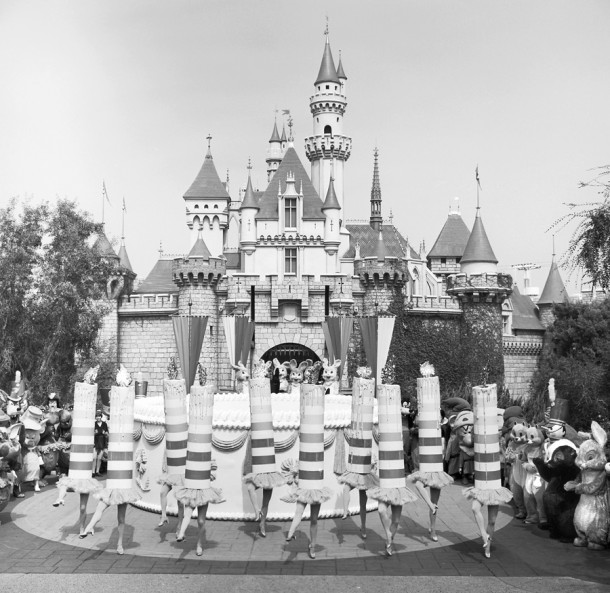 Disneyland-Tencennial-Celebration