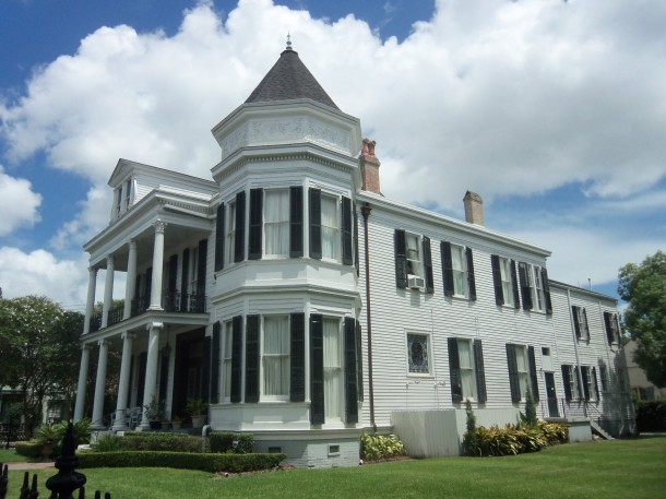 NOLA - Garden District Mansion