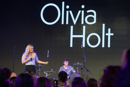 OLIVIA HOLT