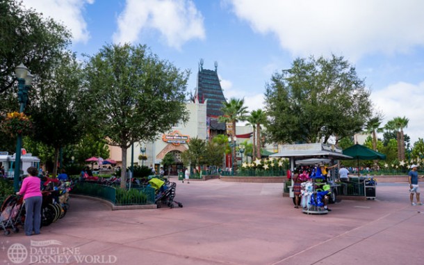 Another great view of the Chinese Theater.