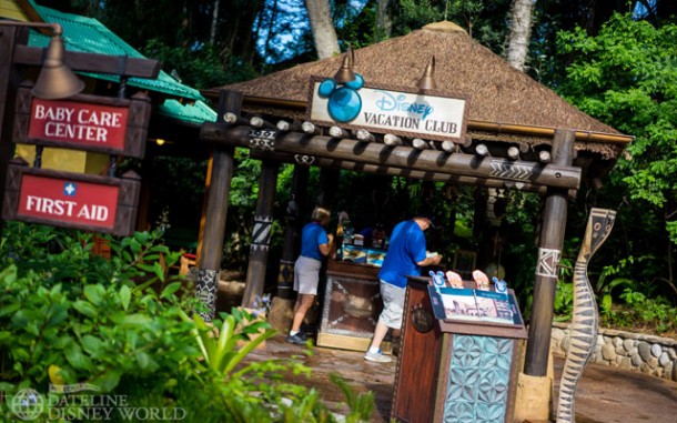 New DVC kiosk near Starbucks.