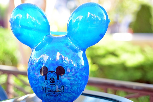 Dining in the Parks - Disneyland Caramel Popcorn