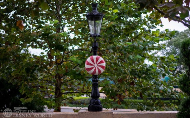 I love the peppermints on the light posts.