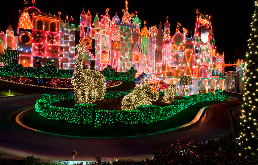 , Good News: Disneyland&#8217;s Small World Holiday Almost Ready to Return