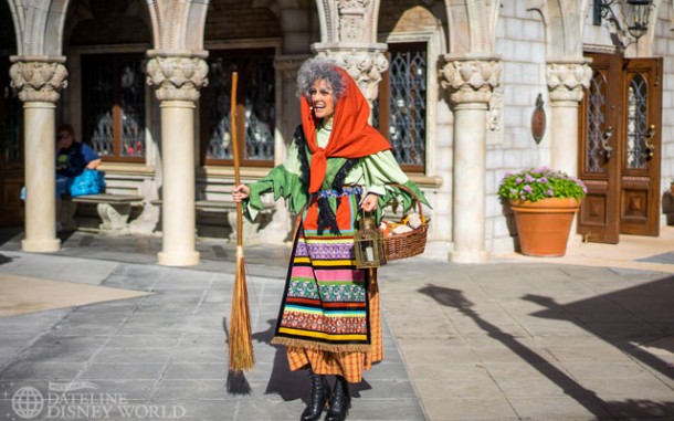 We then made our way to Italy to see La Befana, a good witch who spends her days searching for the Baby Jesus and leaving gifts along the way in case he finds them.