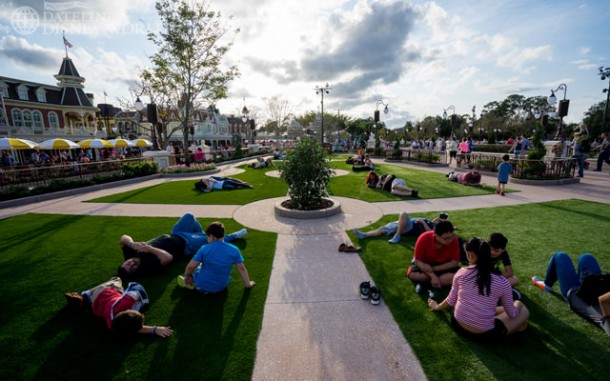 The Hub renovation opened up new park-like areas for guests to sit and relax.