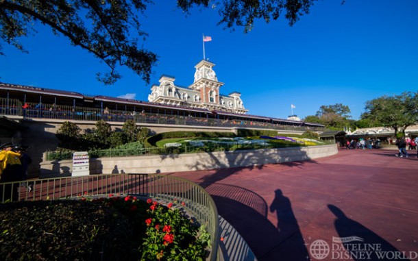 The Train Station and Mickey floral are back to their normal, colorful selves.