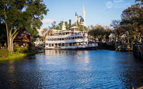 Beautiful afternoon light on the Rivers of America.