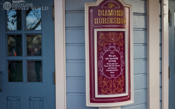 With the park super crowded, it's a surprise Diamond Horseshoe wasn't open.