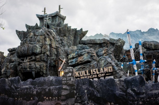 The entrance sign is much more visible now.