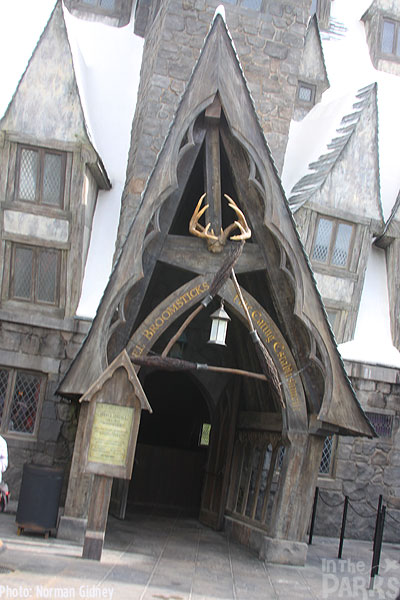 wizarding world of harry potter hollywood - Three Broomsticks
