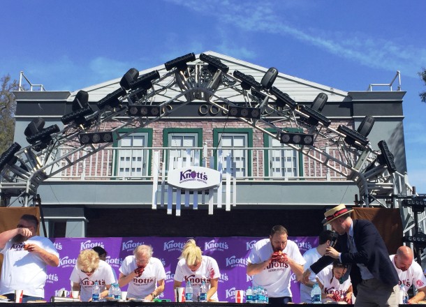 Knott's Boysenberry Festival MLE Pie Eating Contest 4