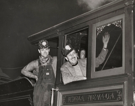 On October 20, 1945, Ward had one of his Grizzly Flats Railroad steam up events, with Walt Disney, as “Chief Engineer” at the throttle.